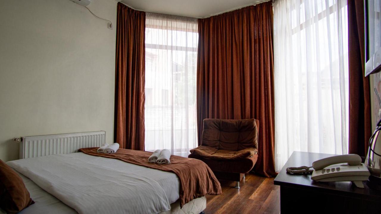 Aia Hotel Tbilisi Eksteriør bilde