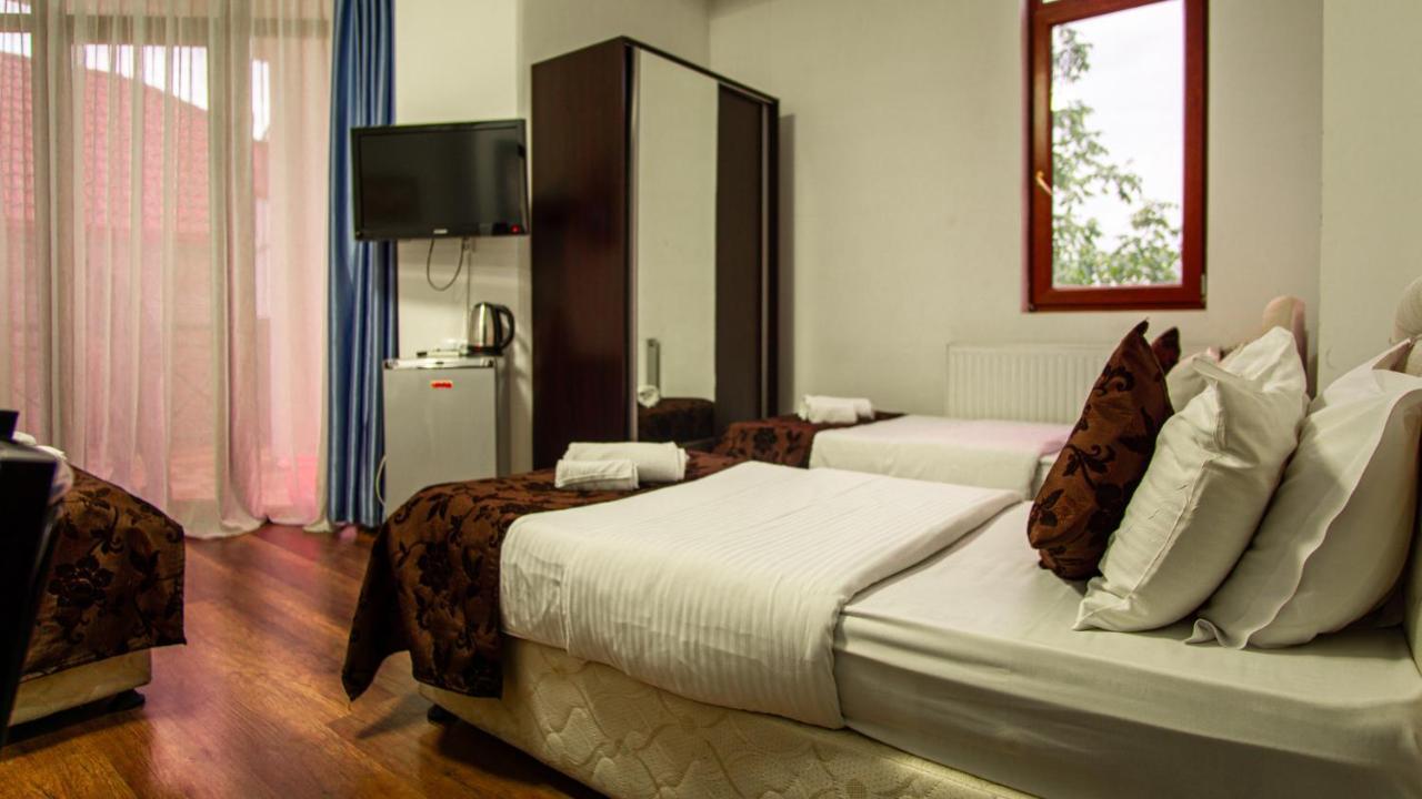 Aia Hotel Tbilisi Eksteriør bilde