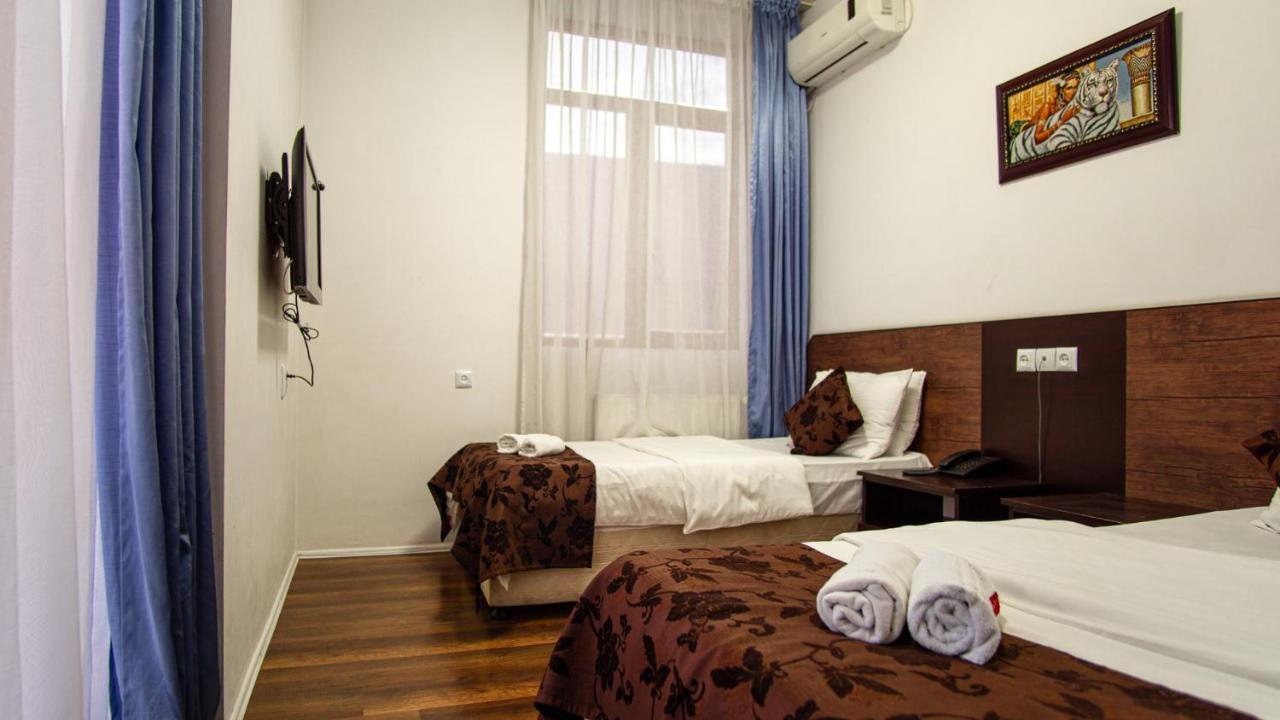 Aia Hotel Tbilisi Eksteriør bilde