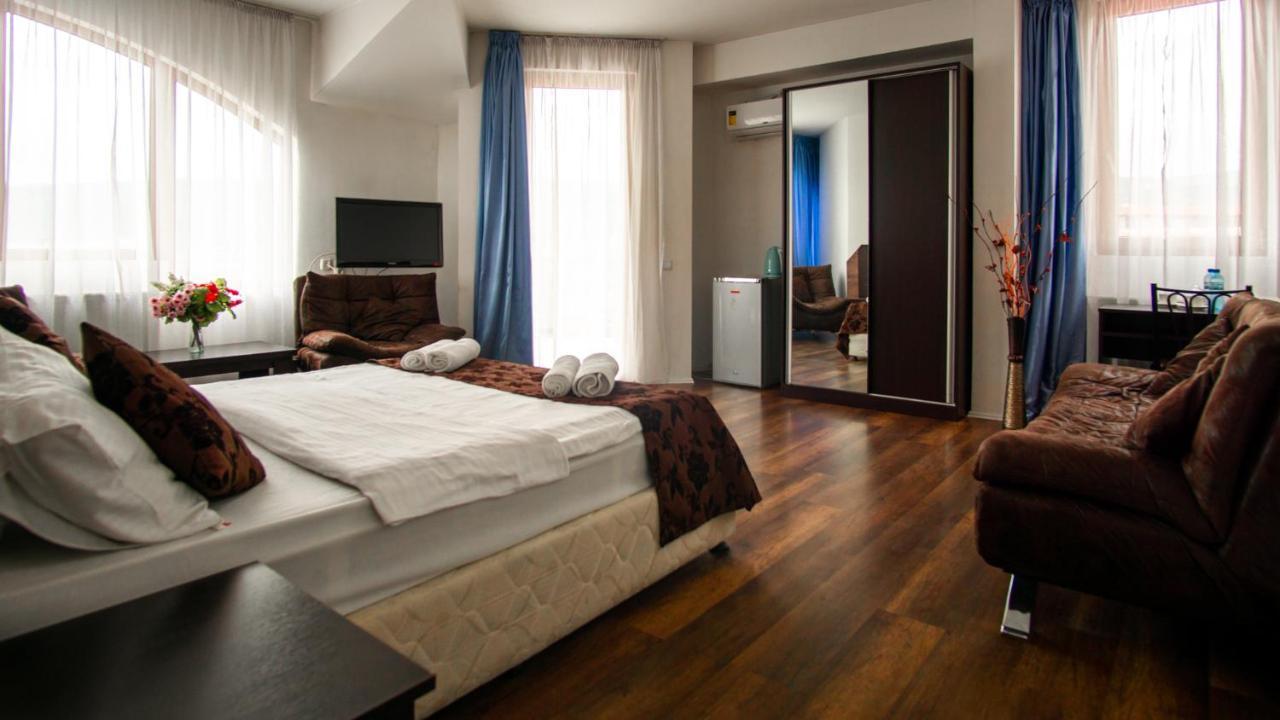 Aia Hotel Tbilisi Eksteriør bilde