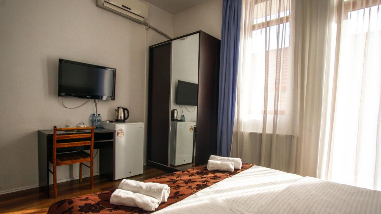 Aia Hotel Tbilisi Eksteriør bilde