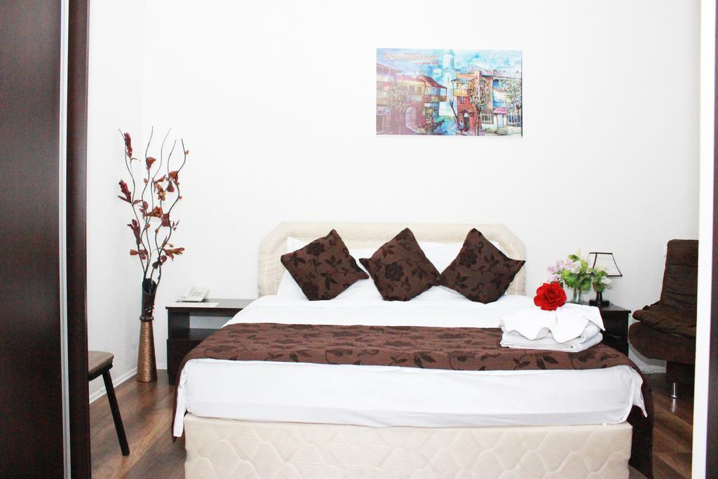 Aia Hotel Tbilisi Eksteriør bilde