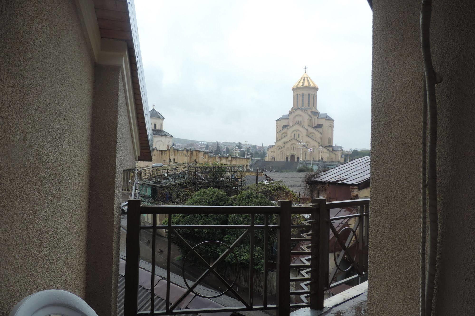 Aia Hotel Tbilisi Eksteriør bilde